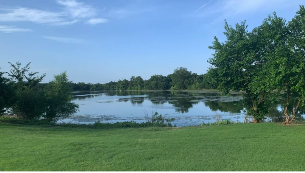 Lake View at Town Lake Park, Texas